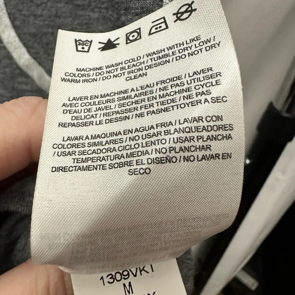 Nike V-neck Dri-Fit Chicago White Sox Gray Short Sleeve V Neck T-Shirt Med NWT - Picture 6 of 6